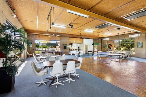 Lakeside Country Club - VIC Tourism 9