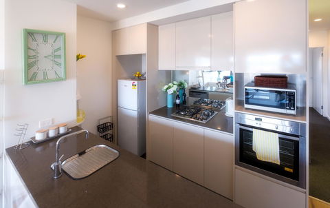 Waterfront Apt 234 Marinaquays - VIC Tourism 10