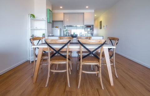 Waterfront Apt 234 Marinaquays - VIC Tourism 13