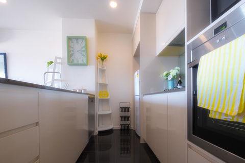 Waterfront Apt 234 Marinaquays - VIC Tourism 11