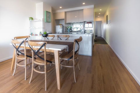 Waterfront Apt 234 Marinaquays - VIC Tourism 16
