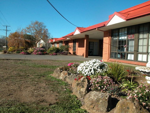Ambassador Motor Inn - VIC Tourism 0
