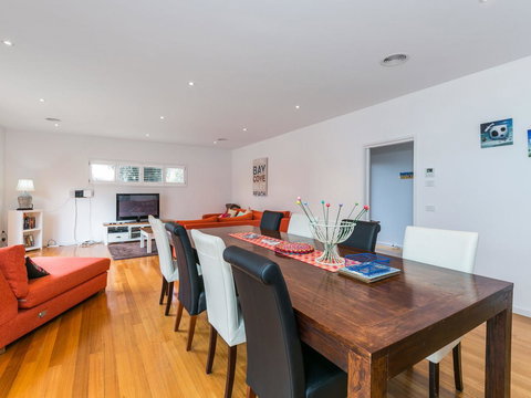 Torquay Timeout - VIC Tourism 2