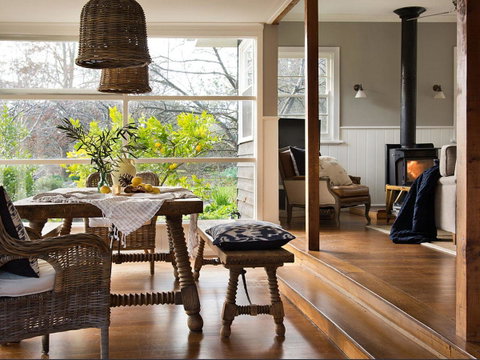 Green Gully House - VIC Tourism 11