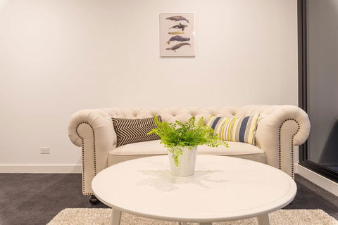 Astrina 2 Bed 2 Bath Apartment - VIC Tourism 2