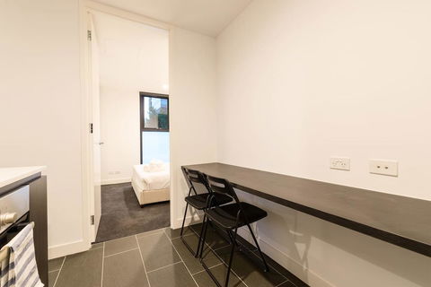 Astrina 2 Bed 2 Bath Apartment - VIC Tourism 8