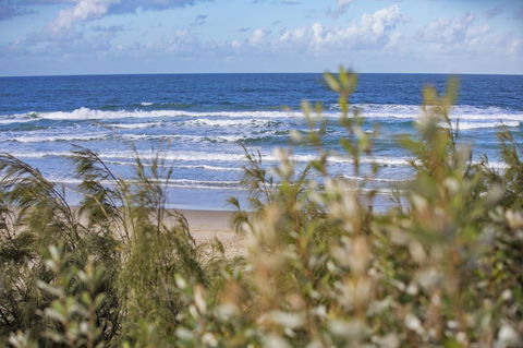 Ramada By Wyndham Marcoola Beach - VIC Tourism 4