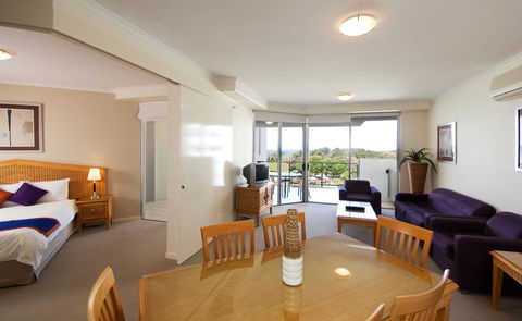 Ramada By Wyndham Marcoola Beach - VIC Tourism 30