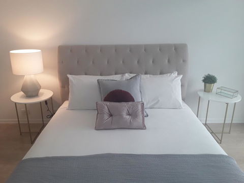 Sunseeker Holiday Apartments - VIC Tourism 9