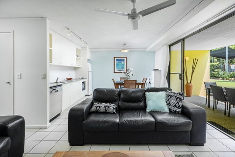 Coloured Sands - Rainbow Beach Resort - 5 Mins To Beach - VIC Tourism 1