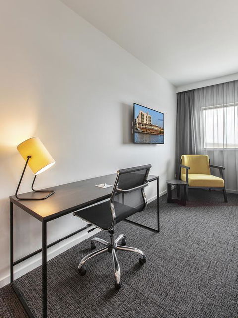 Mercure Sunshine Coast Kawana Waters - VIC Tourism 19