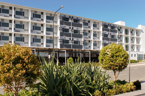 Mercure Sunshine Coast Kawana Waters - VIC Tourism 27