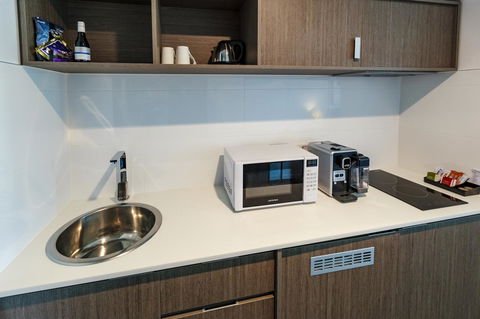 Mercure Sunshine Coast Kawana Waters - VIC Tourism 10