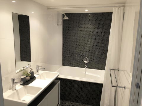 Sunshine Beach Luxe Apartment - VIC Tourism 11