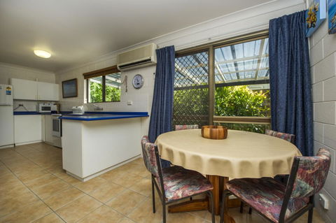 Magnetic North Apartment 1 - VIC Tourism 5