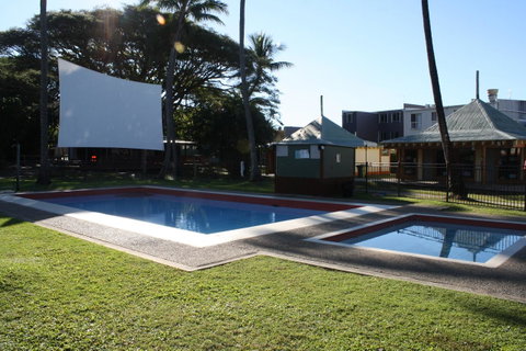 Nomads Airlie Beach - VIC Tourism 21