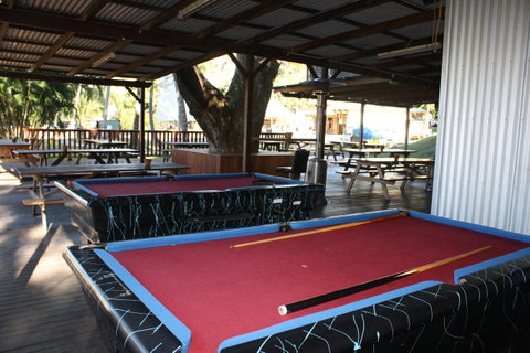 Nomads Airlie Beach - VIC Tourism 9