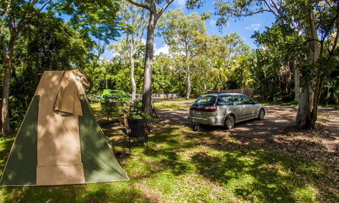 Nomads Airlie Beach - VIC Tourism 40