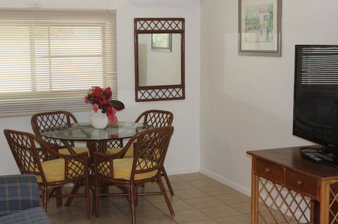 Amaroo On Mandalay, Magnetic Island - VIC Tourism 20