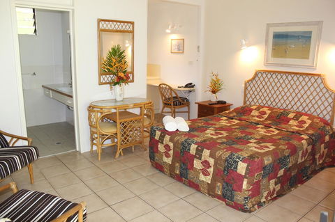 Amaroo On Mandalay, Magnetic Island - VIC Tourism 17