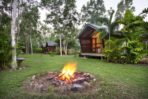 Airlie Beach Eco Cabins - Adults Only - VIC Tourism 1