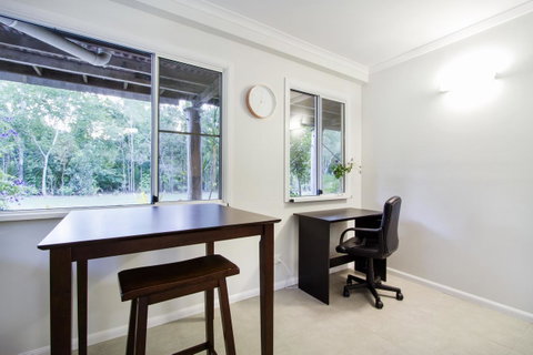 Airlie Beach Eco Cabins - Adults Only - VIC Tourism 42