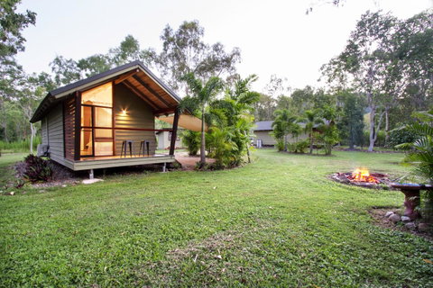 Airlie Beach Eco Cabins - Adults Only - VIC Tourism 28