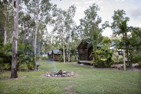 Airlie Beach Eco Cabins - Adults Only - VIC Tourism 32