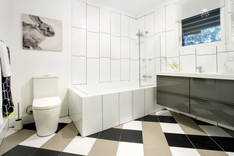 Airlie Beach Eco Cabins - Adults Only - VIC Tourism 34
