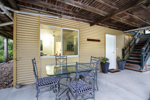 Airlie Beach Eco Cabins - Adults Only - VIC Tourism 43
