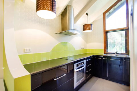 Airlie Beach Eco Cabins - Adults Only - VIC Tourism 10