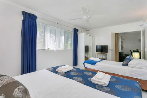 Agincourt Beachfront Apartments - VIC Tourism 16