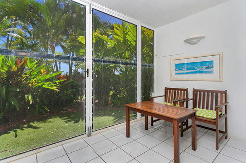 Agincourt Beachfront Apartments - VIC Tourism 13