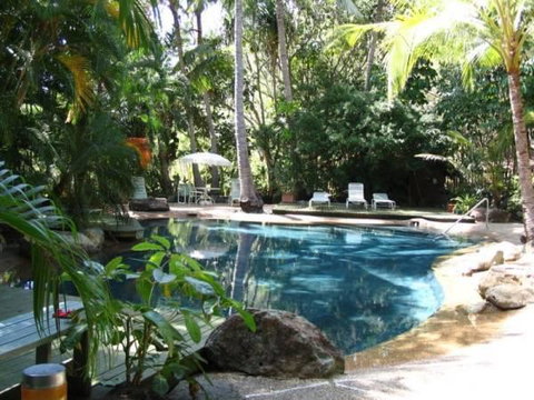 Poinciana 112 - VIC Tourism 1