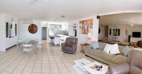 Poinciana 112 - VIC Tourism 14