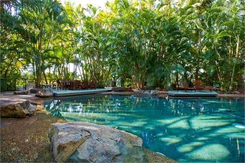 Poinciana 112 - VIC Tourism 17