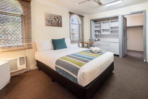 The Beach Motel Hervey Bay - VIC Tourism 17