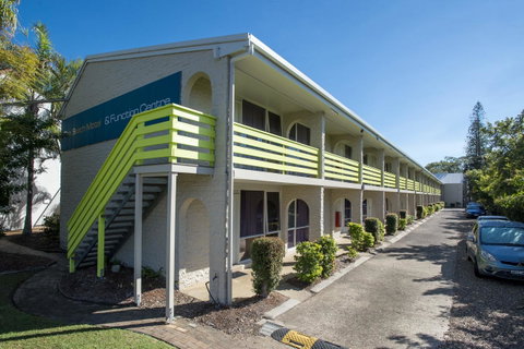 The Beach Motel Hervey Bay - VIC Tourism 10