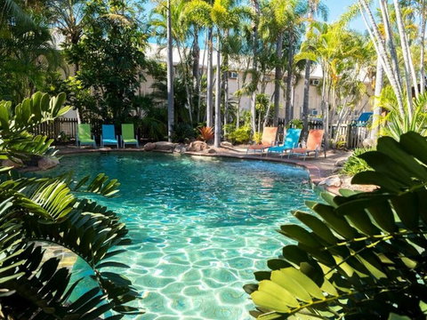 The Beach Motel Hervey Bay - VIC Tourism 0
