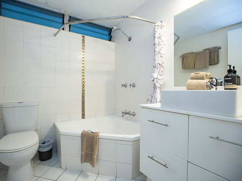Beach Lodges - VIC Tourism 26