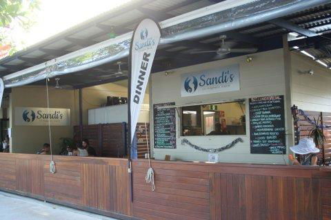 Magnetic Sunsets Resort - VIC Tourism 7
