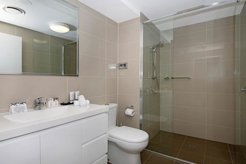 Allure Hotel & Apartments - VIC Tourism 5