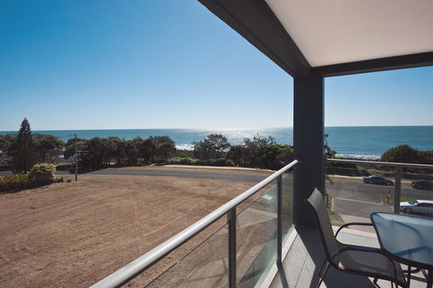 The Point Resort - VIC Tourism 14