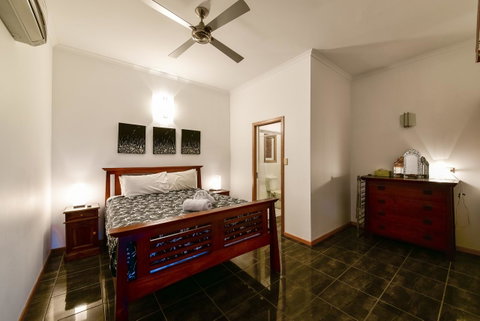 Bella Vista On Nara Pets Welcome - VIC Tourism 21