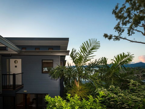 Shorelines - VIC Tourism 25