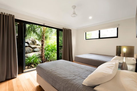 Shorelines - VIC Tourism 9