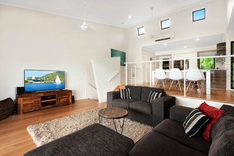 Shorelines - VIC Tourism 11