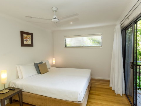 Shorelines - VIC Tourism 43