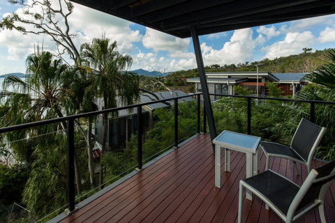 Shorelines - VIC Tourism 39