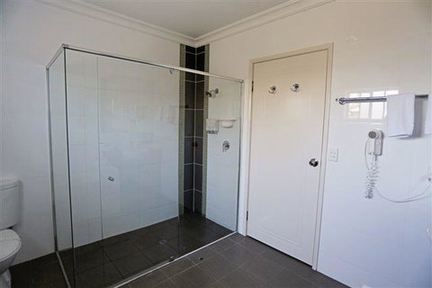 Drovers Motor Inn - VIC Tourism 2